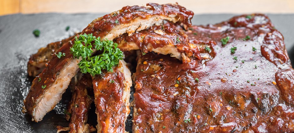 Slow-Cooker Spareribs with Barbecue Sauce