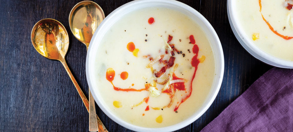 potato leek and corn chowder with fried leeks and bacon