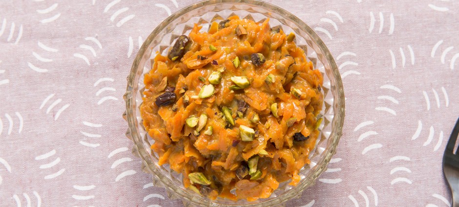 halwa: Indian carrot pudding