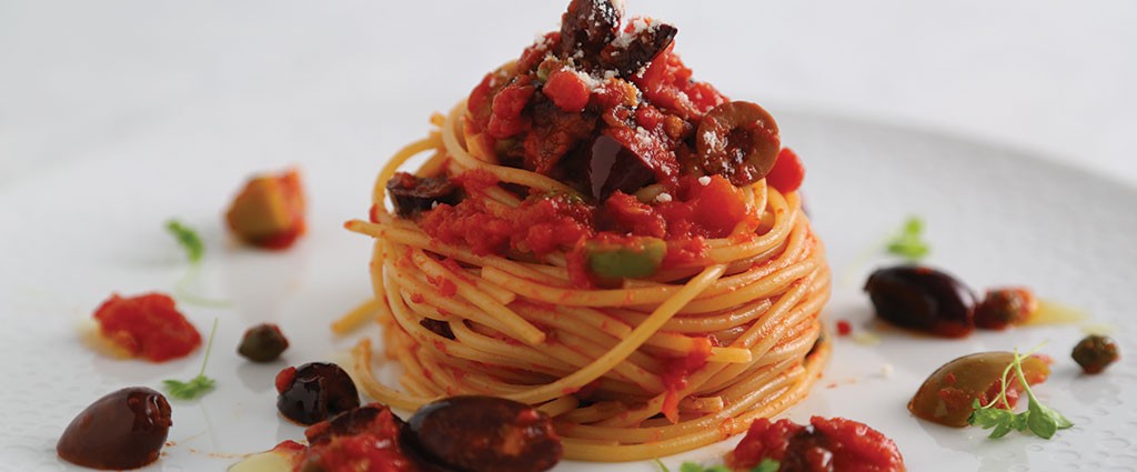 Thick Spaghetti Puttanesca
