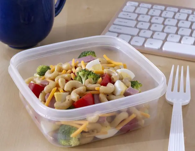 broccoli and ham pasta salad