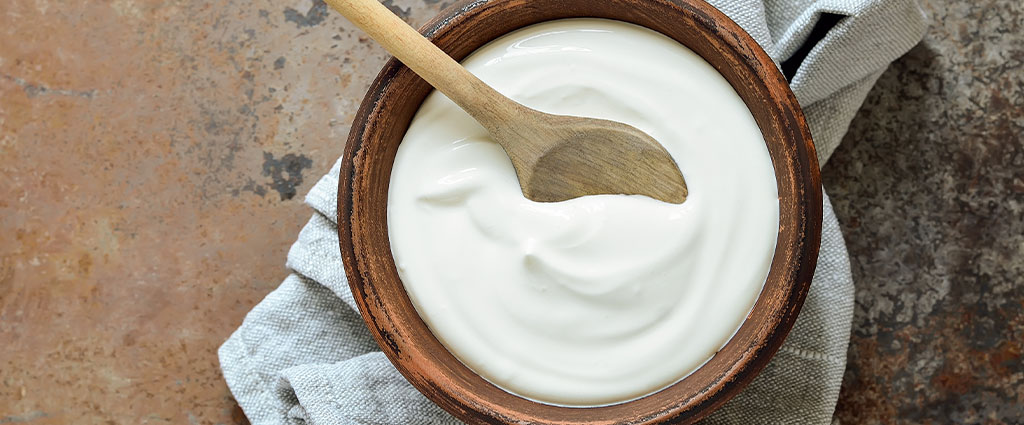 Cooking with Yogurt: Benefits and How-To