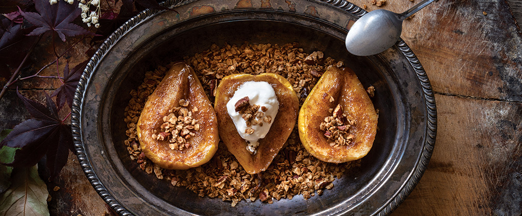 Chai Spice Roasted Pears with Spiced Granola Crumble